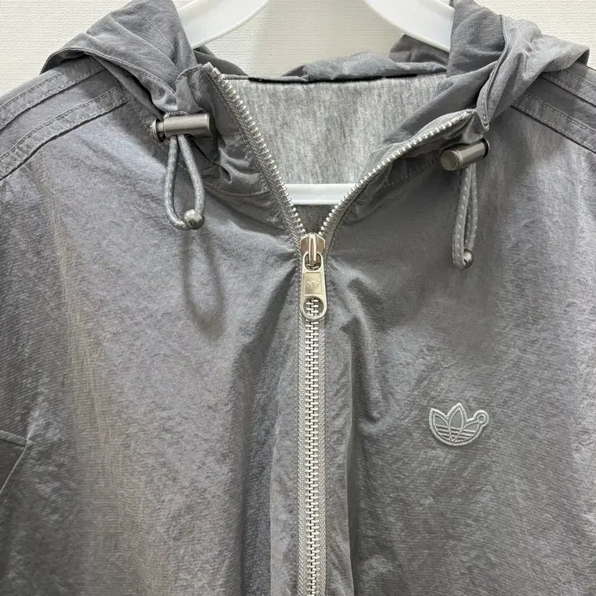 [BUNJANG] Adidas Blue Label Silver Half-Zip Windbreaker / 아디다스 블루라벨 반집업 실버 바람막이