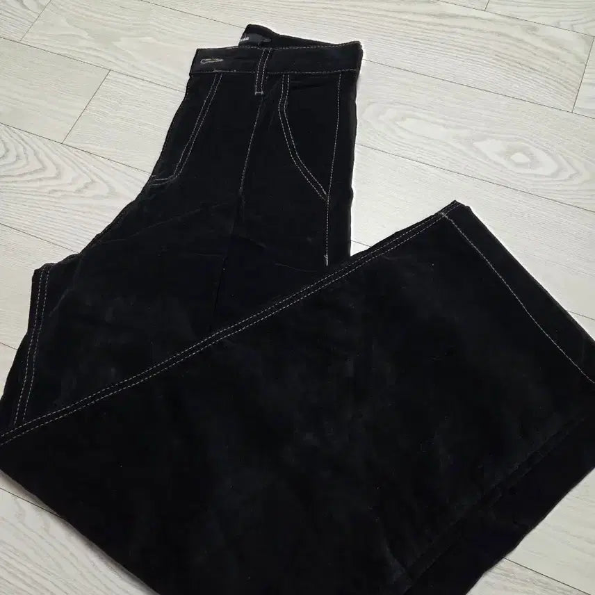 [BUNJANG] Diagonal Velvet Pants / (s)다이애그널 벨벳 팬츠