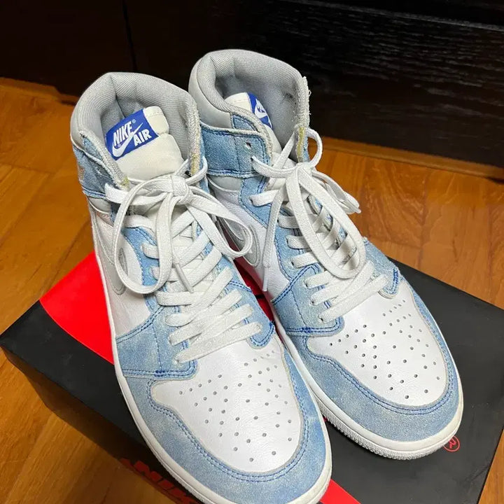 [BUNJANG] Nike Air Jordan 1 Retro High OG Hyper Royal 270 / 나이키 조던1 레트로 하이 OG 하이퍼 로얄 270