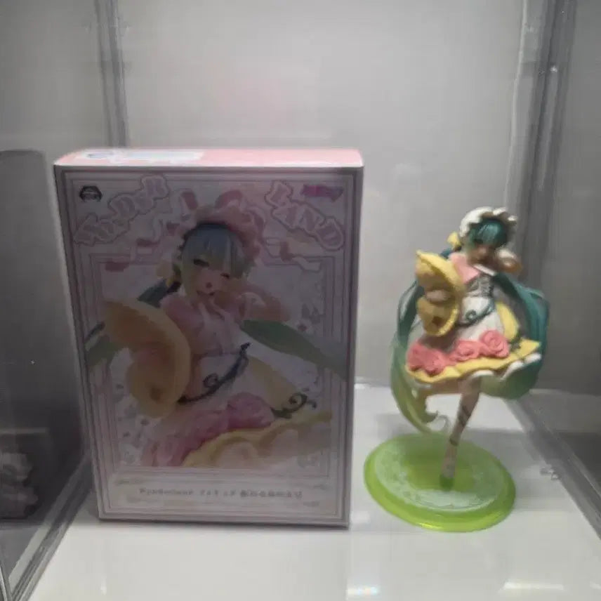 [SOLD OUT] 타이토 미쿠 피규어