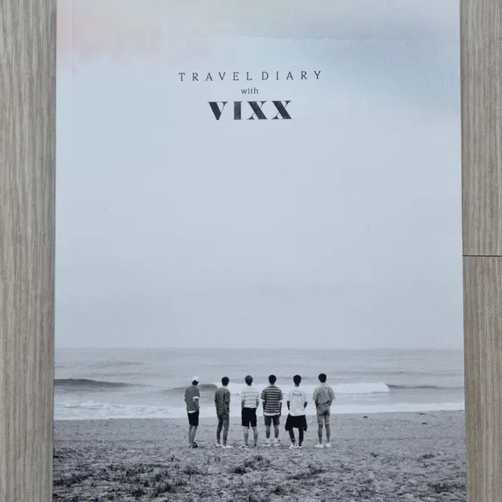 [BUNJANG] VIXX Travel Diary Goods Set / VIXX 트래블 다이어리 포토북 굿즈 세트