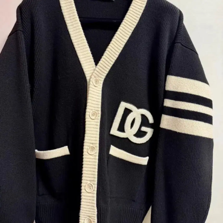 [SOLD OUT] 돌체앤가바나 가디건 두툼한 가디건