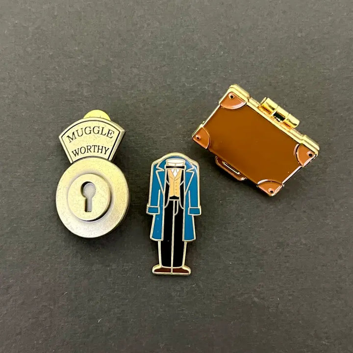 [BUNJANG] Harry Potter Newt Scamander Niffler Pin Badge Set / 해리포터 신비한동물사전 신동사 뉴트 니플러 핀뱃지 굿즈