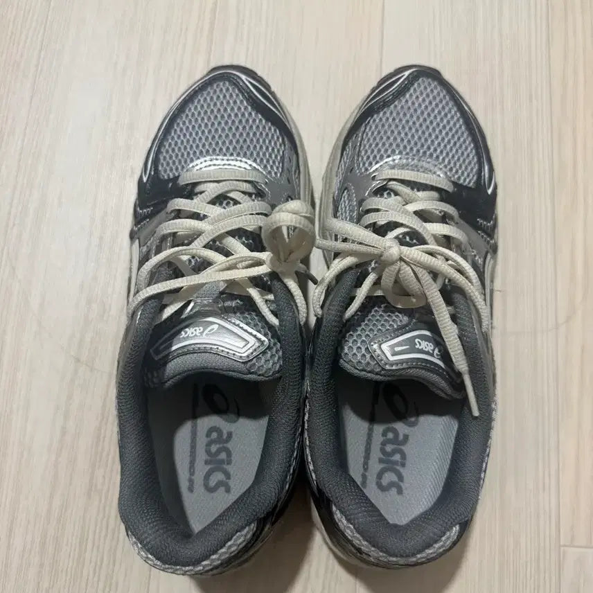 [BUNJANG] Asics Gel Kayano 14 Black Glacier Grey 250 Sneakers / 아식스 젤 카야노 14 블랙 글레이셔 그레이 250