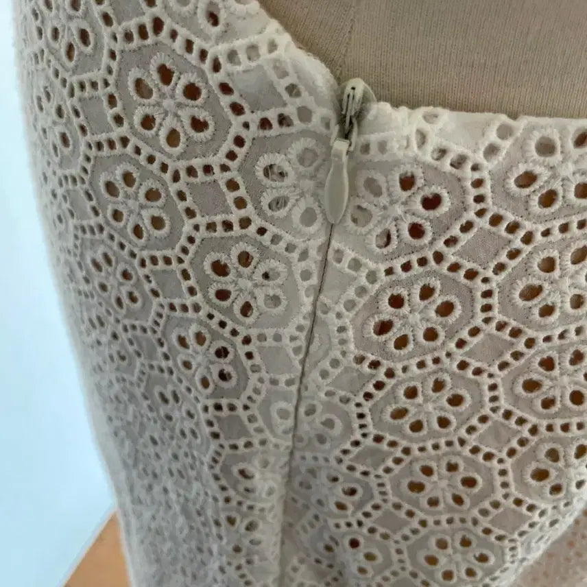 [BUNJANG] White Lace Mini Dress / 화이트 펀칭 레이스 원피스 S(휴양지룩)