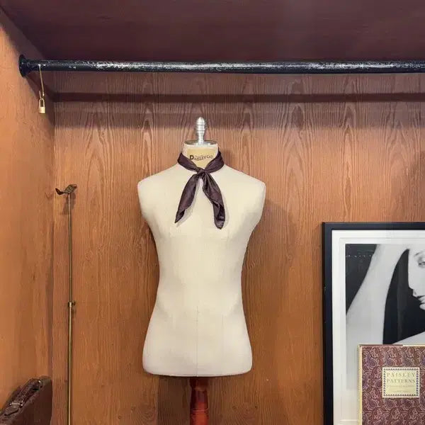[BUNJANG] Fiorio Silk Scarf / 피오리오 스카프