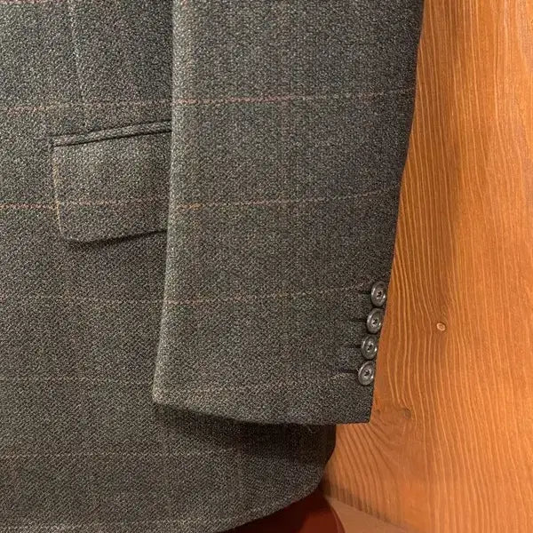 [BUNJANG] Corneliani Tweed Jacket / 꼬르넬리아니 자켓 105