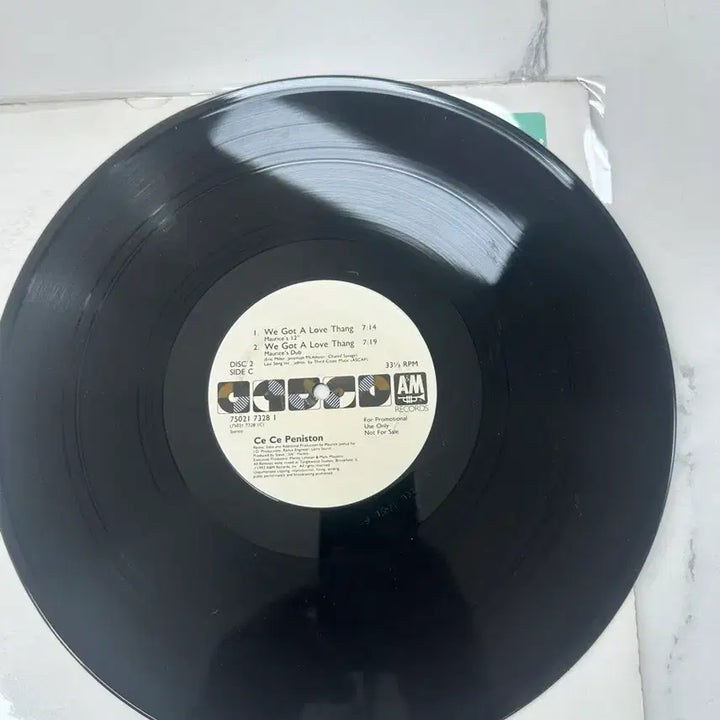 [BUNJANG] Ce Ce Peniston We Got A Love Thang 2LP / [LP] 씨씨 페니스턴 - WE GOT A LOVE THANG 2LP