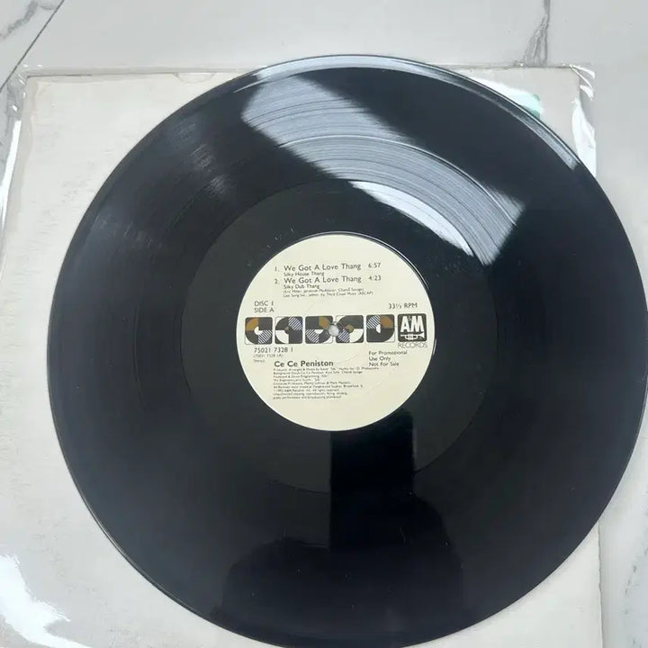 [BUNJANG] Ce Ce Peniston We Got A Love Thang 2LP / [LP] 씨씨 페니스턴 - WE GOT A LOVE THANG 2LP