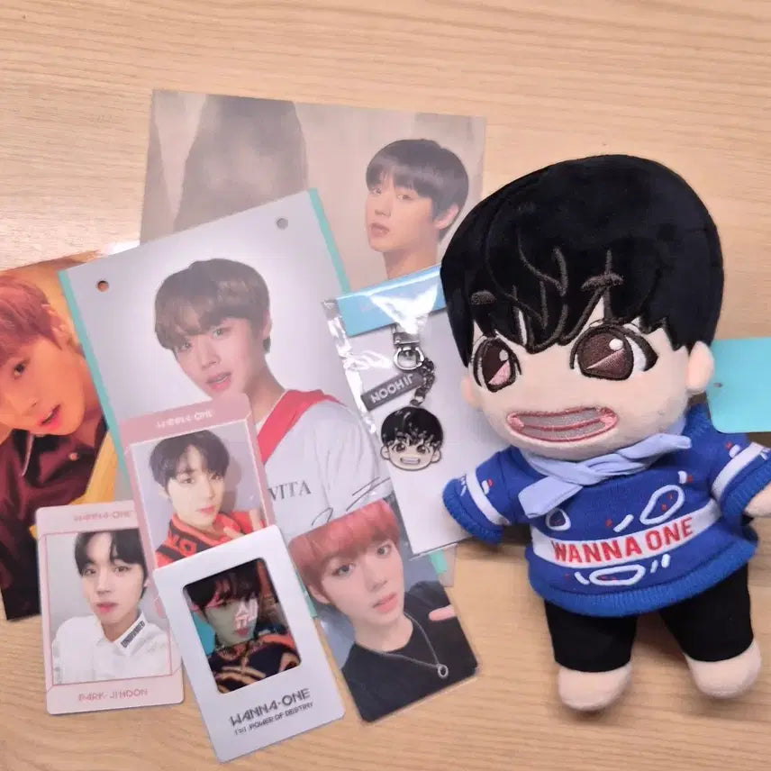 [BUNJANG] Park Jihoon Wanna One Bundle Set Goods / 박지훈 워너원 굿즈 일괄판매
