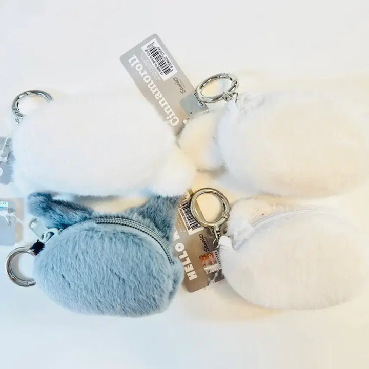 [BUNJANG] Sanrio Cinnamoroll Mini Monotone Pouch Keychain / (새상품) 산리오 모노톤 미니 파우치 키링 에어팟 동전파우치(시나모롤)