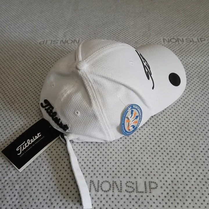[BUNJANG] Titleist Players Performance Ball Marker Cap / 타이틀리스트 플레이어스 퍼포먼스 볼마커 캡