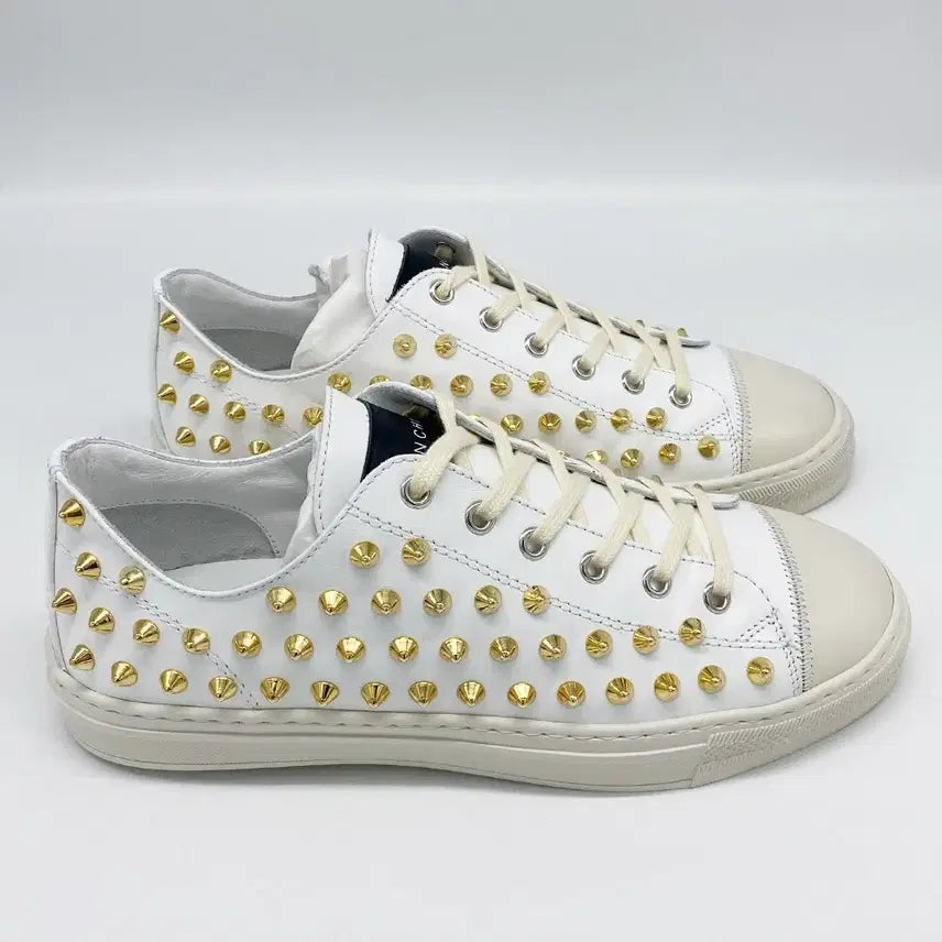[BUNJANG] Zenchi Gold Studded Leather Low-Top Sneakers / [정품새상품] 젠치 남성 스니커즈 골드 스터드 화이트 레더 로우탑 40"