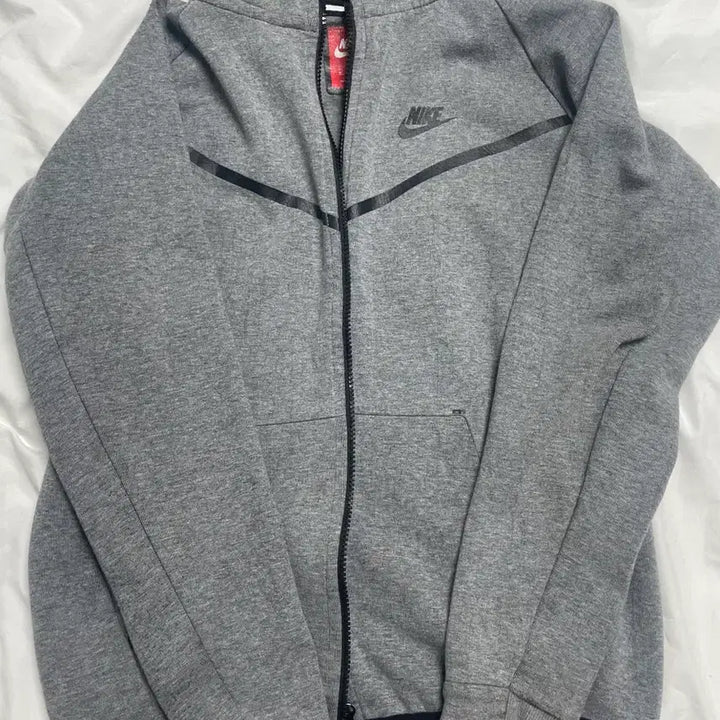 [SOLD OUT] 나이키 테크팩 그레이