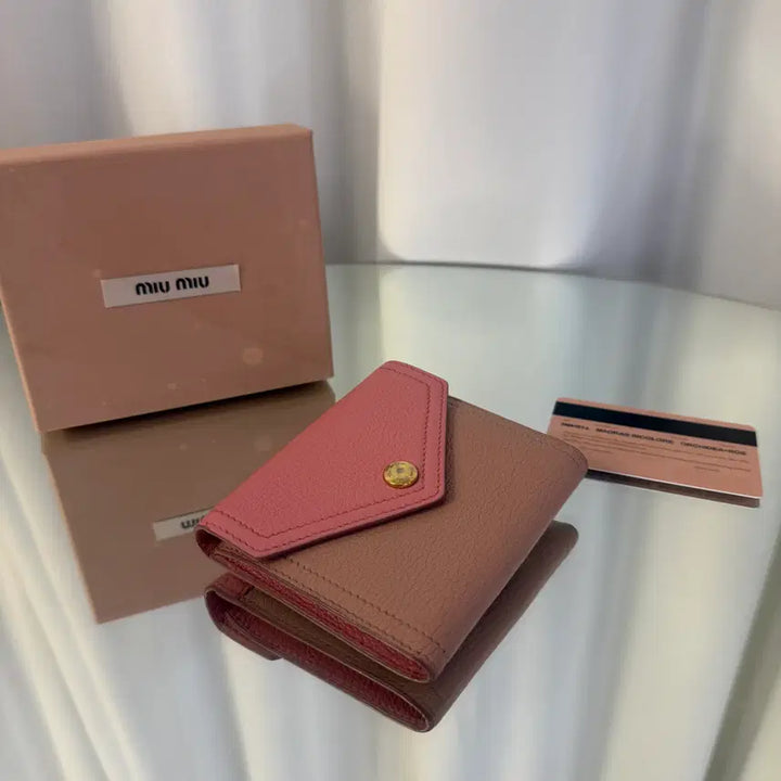 [BUNJANG] Miu Miu Madras Tri-fold Wallet / 미우미우 마드라스 3단 반지갑