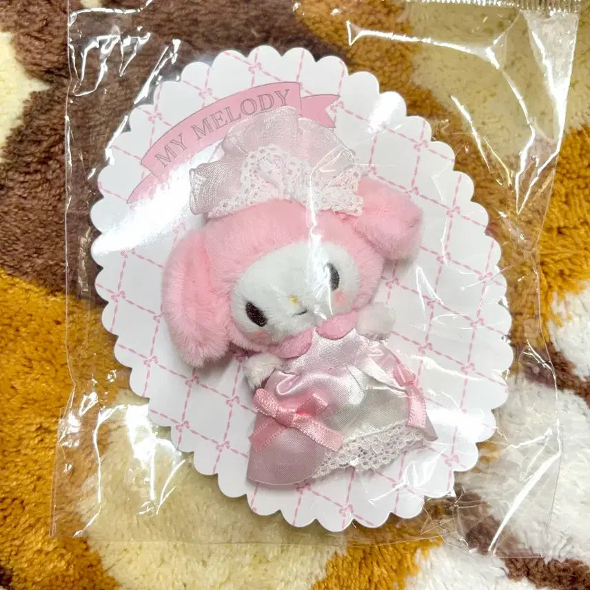[SOLD OUT] 산리오 마이멜로디 버스데이 레이디 브로치