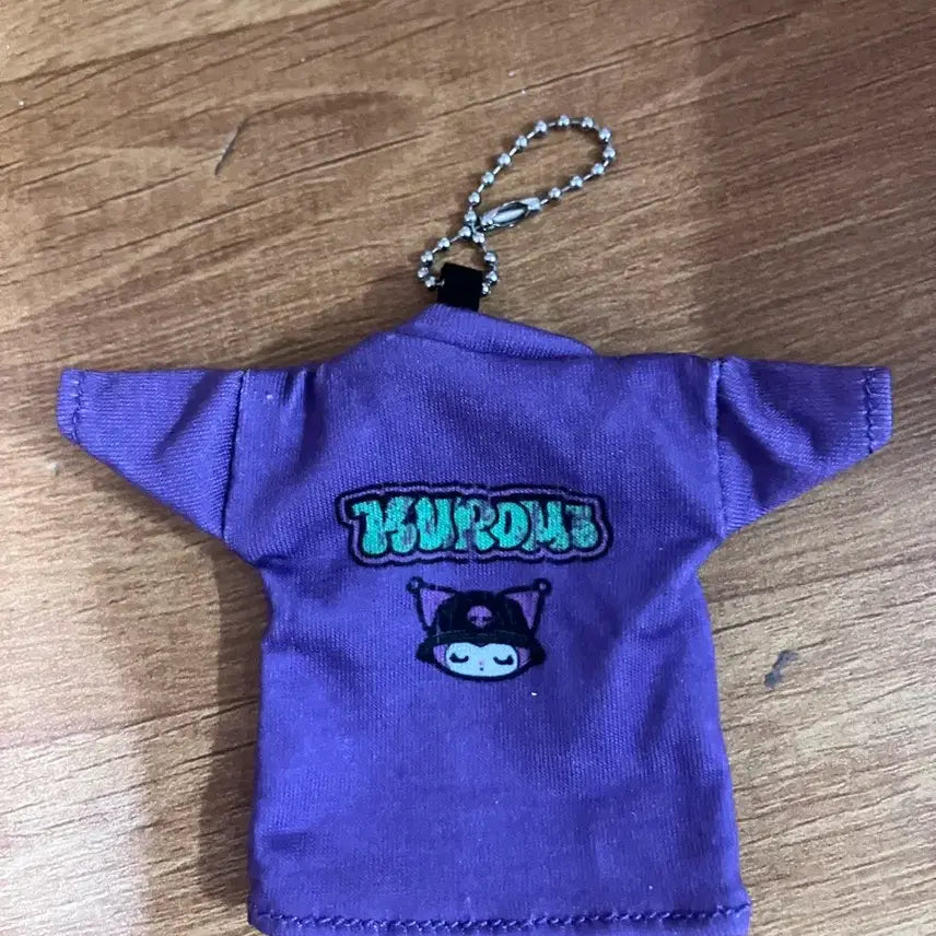 [BUNJANG] Kuromi Clothes Keyring / 쿠로미 티셔츠 키링
