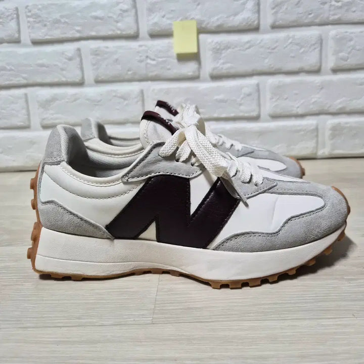 [BUNJANG] New Balance 327 Burgundy Leather Sneakers / 뉴발란스 327 버건디 레더 230mm