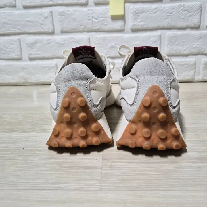 [BUNJANG] New Balance 327 Burgundy Leather Sneakers / 뉴발란스 327 버건디 레더 230mm