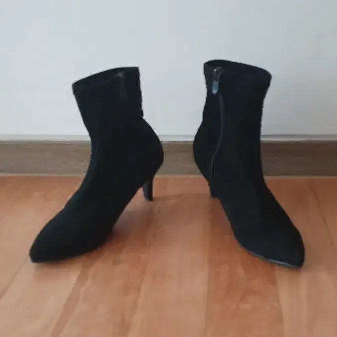 [BUNJANG] ASASIKOREA COLLECTION Suede Boots / 세무부츠세무부츠 판매합니다 ^^
