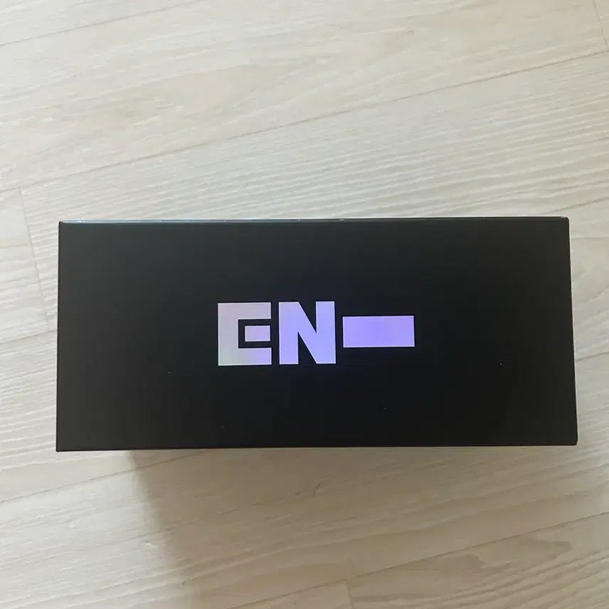 [BUNJANG] ENHYPEN Official Light Stick Ver. 1 Bundle Set / [미개봉/새상품] 엔하이픈 응원봉 엔진봉 ver.1 (포카 7장 풀세트