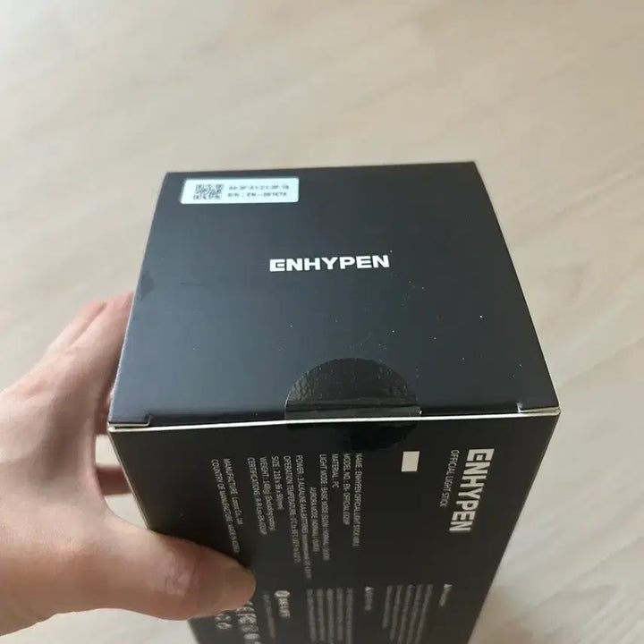 [BUNJANG] ENHYPEN Official Light Stick Ver. 1 Bundle Set / [미개봉/새상품] 엔하이픈 응원봉 엔진봉 ver.1 (포카 7장 풀세트