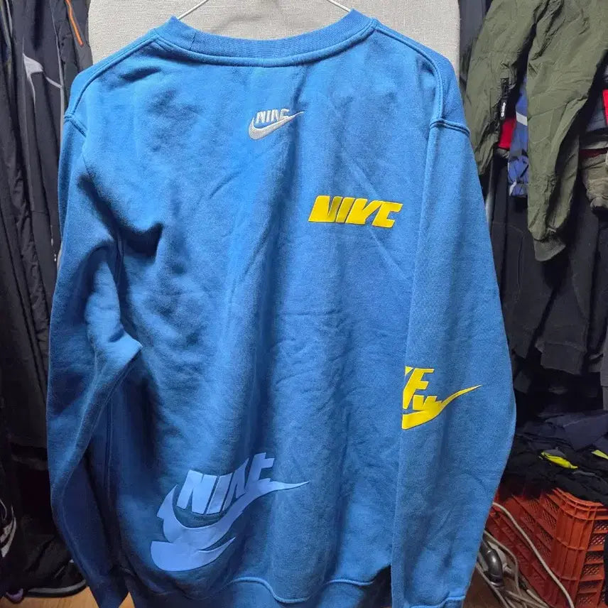 [BUNJANG] Nike Blue Swoosh Logo Sweatshirt / 나이키 블루 스우시 로고 맨투맨 티셔츠