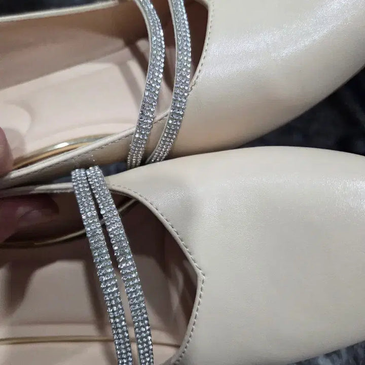 [BUNJANG] Elcanto Cubic Strap Heels / 엘칸토큐빅스트랩구두