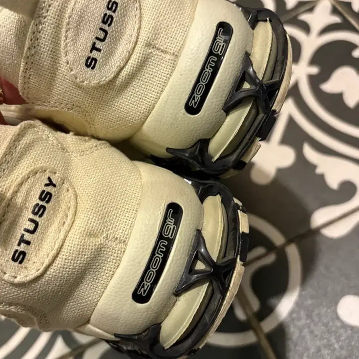 [BUNJANG] Stussy X Nike Spiridon Cage 2 Sneakers / 정품 스투시X나이키 스피리돈 케이지 2