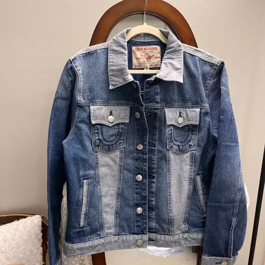 [BUNJANG] True Religion Reverse Two-Tone Denim Jacket / [새상품/미국] 트루릴리전 투톤 데님 자켓 M (리버스트러커700781)