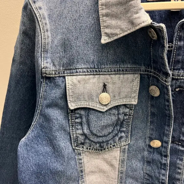 [BUNJANG] True Religion Reverse Two-Tone Denim Jacket / [새상품/미국] 트루릴리전 투톤 데님 자켓 M (리버스트러커700781)