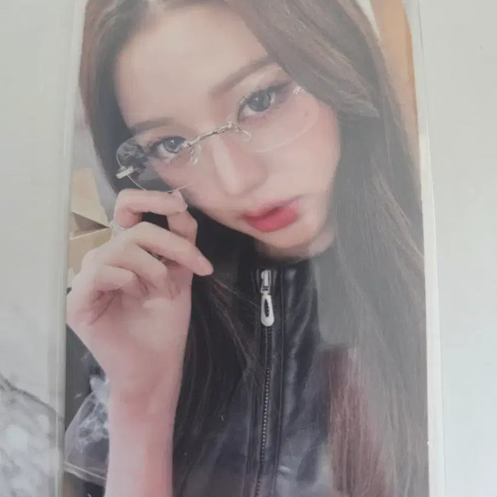 [BUNJANG] IVE Wonyoung Revive Makestar Frameless Glasses Photocard / 아이브 리바이브 메이크스타 무테안경 원영