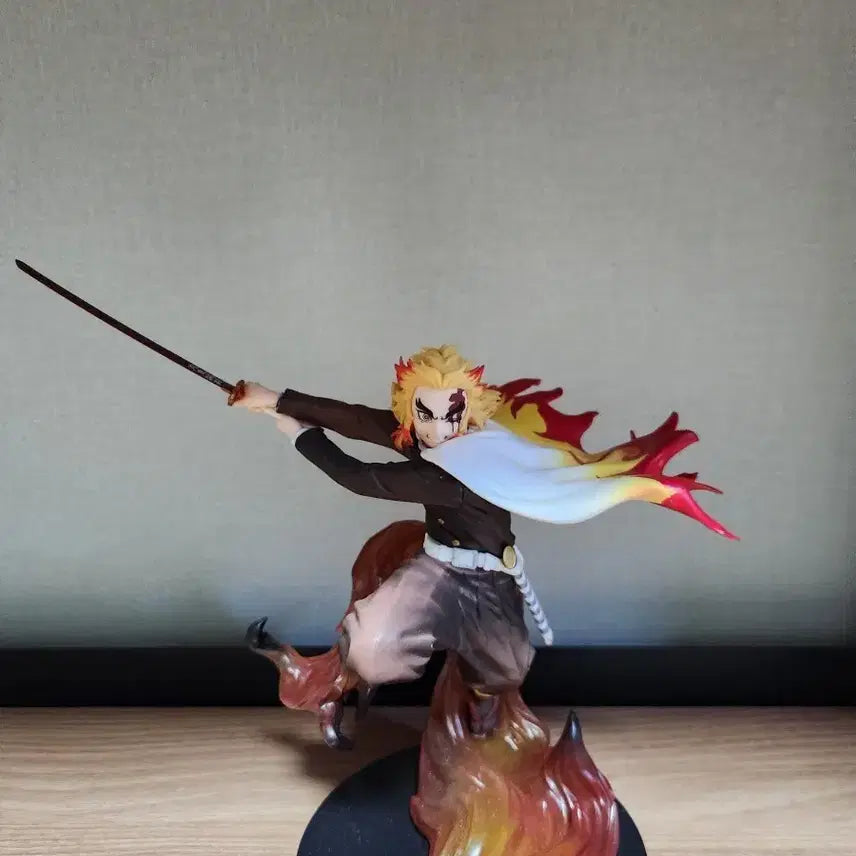 [BUNJANG] Demon Slayer Rengoku Kyojuro Figure / 귀멸의 칼날 렌고쿠 쿄쥬로 제일복권 D상! 피규어