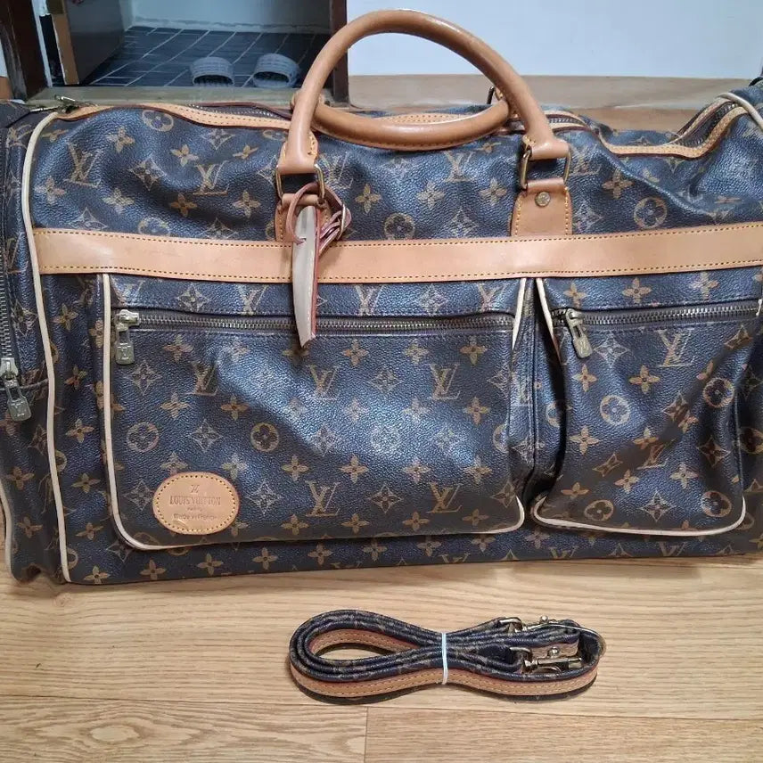 [BUNJANG] Travel Bag / 가방 여행등 간편하게 사용하세요 사이즈넉넉해 편하게 보세요 50000