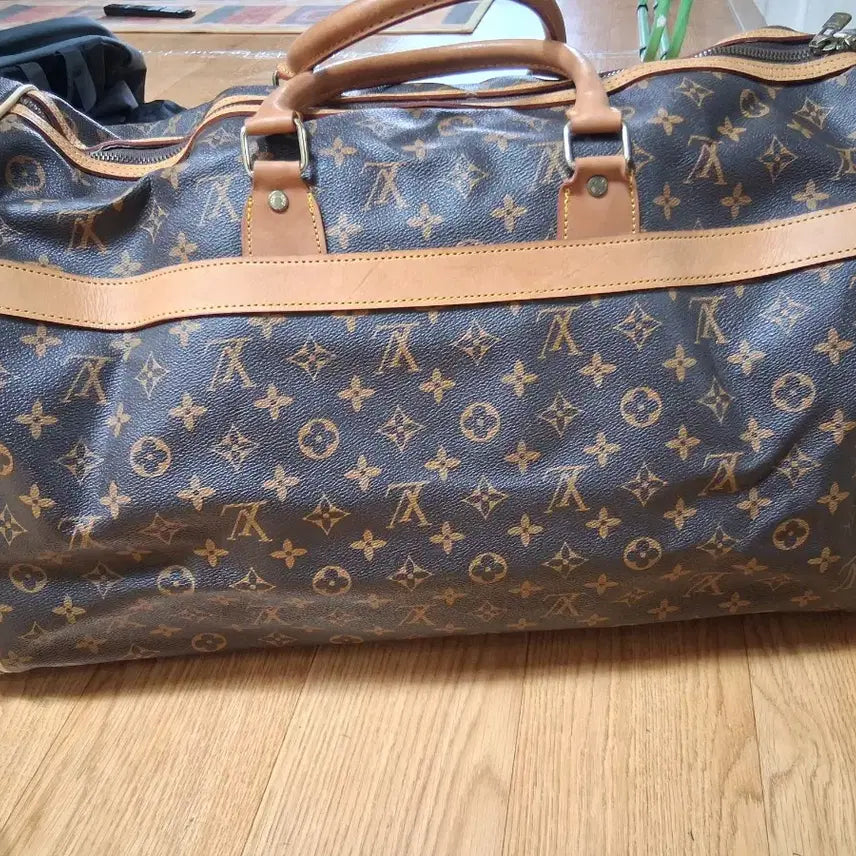 [BUNJANG] Travel Bag / 가방 여행등 간편하게 사용하세요 사이즈넉넉해 편하게 보세요 50000