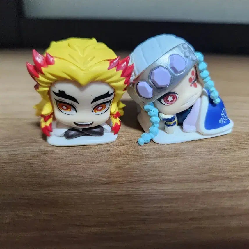 [BUNJANG] Demon Slayer Rengoku/Uzui Mini Figure / 귀멸의 칼날 렌고쿠/우즈이 미니 피규어