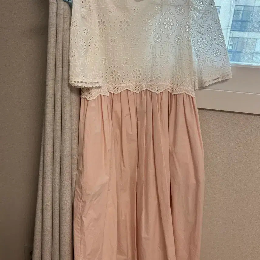 [BUNJANG] Vicinie Pink Lace Punching Long Dress / 바이씨니 펀칭 레이스 핑크 원피스