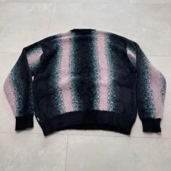 [BUNJANG] Fucking Awesome Hairy Knit Sweater / 퍼킹어썸 폭스 헤어리 니트 (마지막할인)