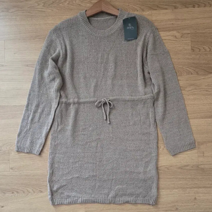 [BUNJANG] Kim Changsook Long Knit Dress / 택정가79,000원 김창숙 롱니트 니트원피스 허리 스트링