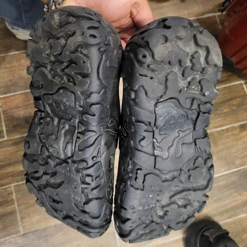 [BUNJANG] Crocs Atlas Sandals Black 240 / 크록스 아틀라스 샌들 블랙/ 240