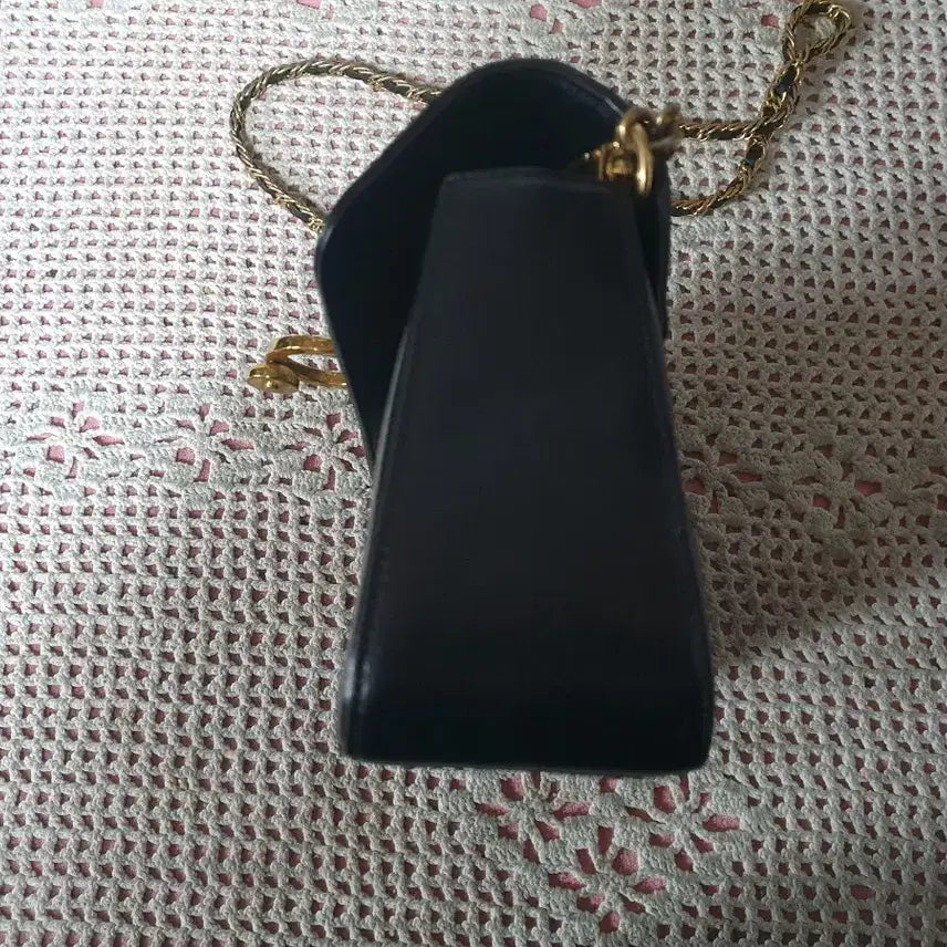 [BUNJANG] Metrocity Chain Crossbody Bag / 메트로시티 체인 크로스백