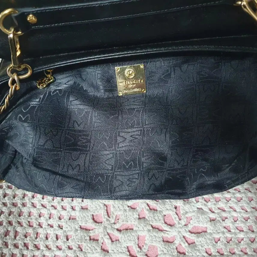 [BUNJANG] Metrocity Chain Crossbody Bag / 메트로시티 체인 크로스백