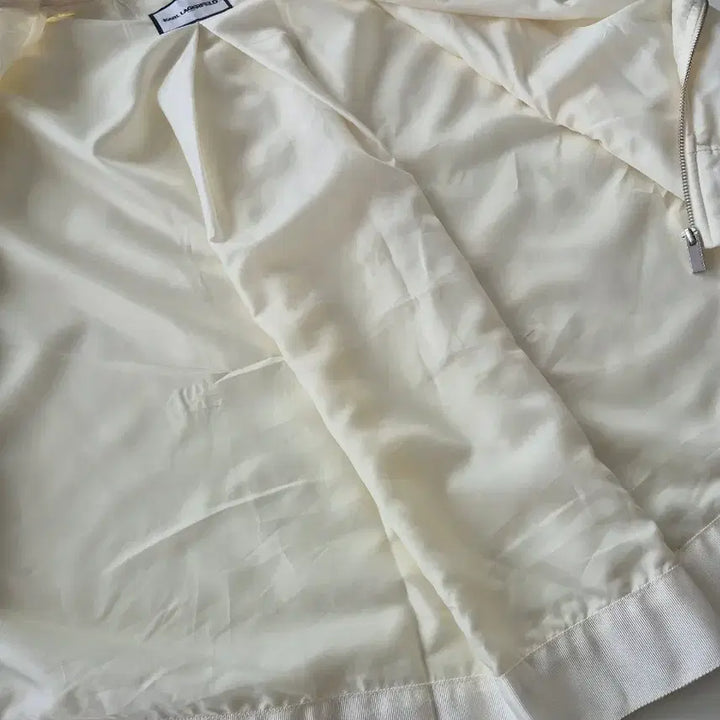 [BUNJANG] Karl Lagerfeld Ivory Style Vest / 칼라거펠트 핏보장 명품스타일 베스트
