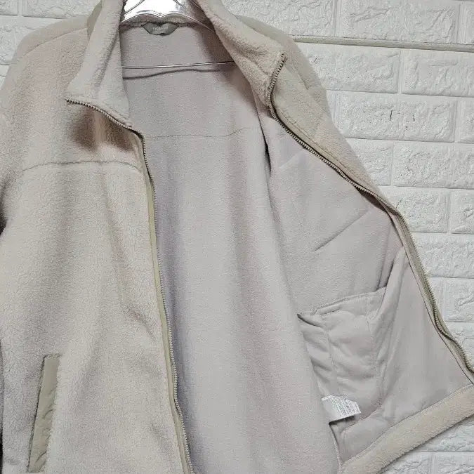 [BUNJANG] Project Ivory Fleece Jacket / 프로젝트아이보리 양털 뽀글이 플리스 자켓110