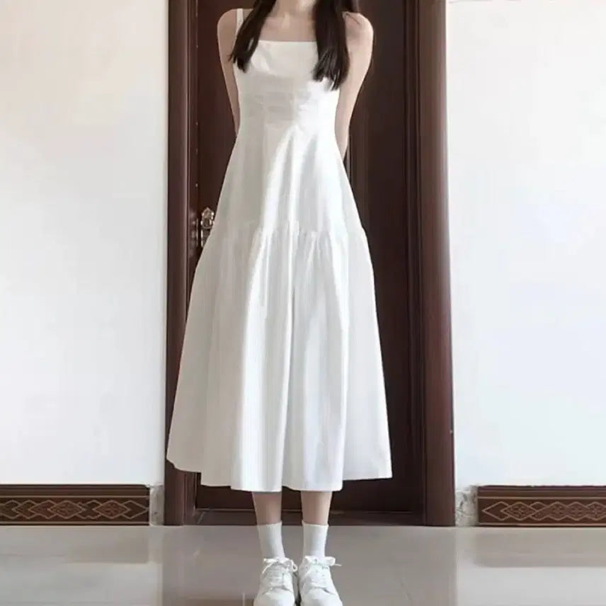 [SOLD OUT] 여신핏 흰 원피스 160이 167같아 보이는 매직