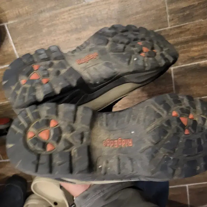 [BUNJANG] CAMPLINE Falcon Hiking Boots (Size 235) / CAMPLINE Falcon 등산화235