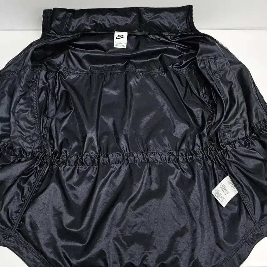[BUNJANG] Nike Summerized Windrunner Hooded Windbreaker Jacket / 나이키 썸머라이즈드 윈드러너 바람막이 후드 블랙