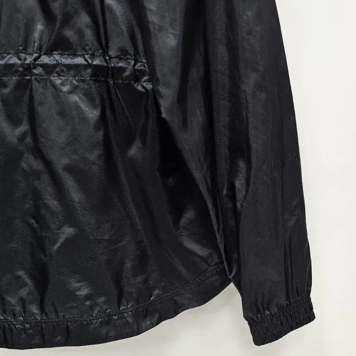 [BUNJANG] Nike Summerized Windrunner Hooded Windbreaker Jacket / 나이키 썸머라이즈드 윈드러너 바람막이 후드 블랙