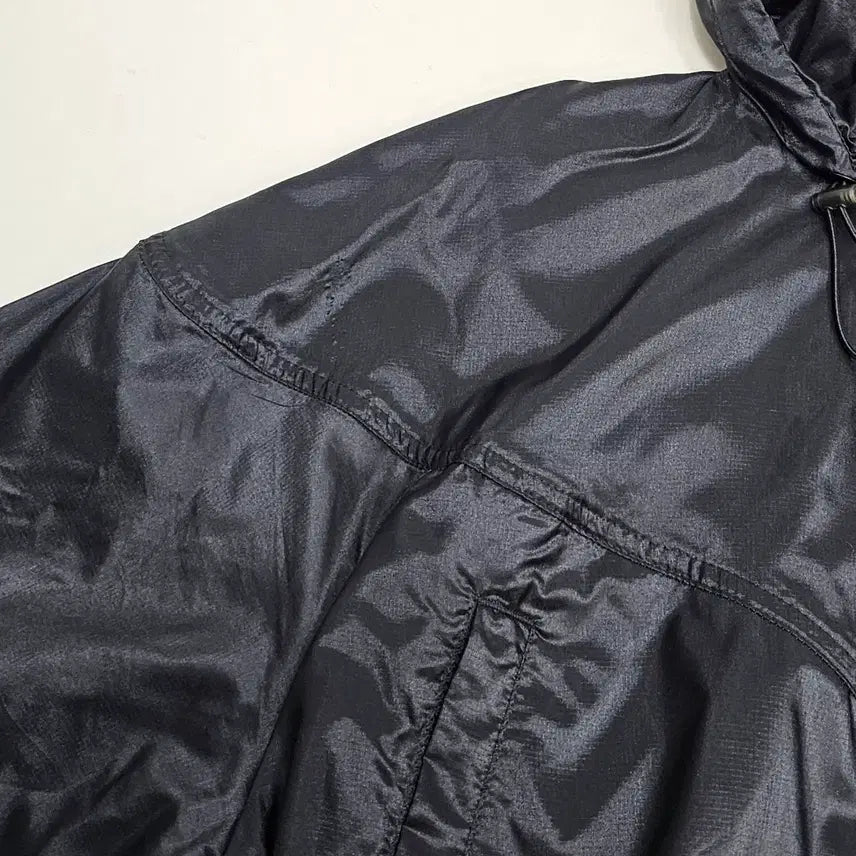 [BUNJANG] Nike Summerized Windrunner Hooded Windbreaker Jacket / 나이키 썸머라이즈드 윈드러너 바람막이 후드 블랙