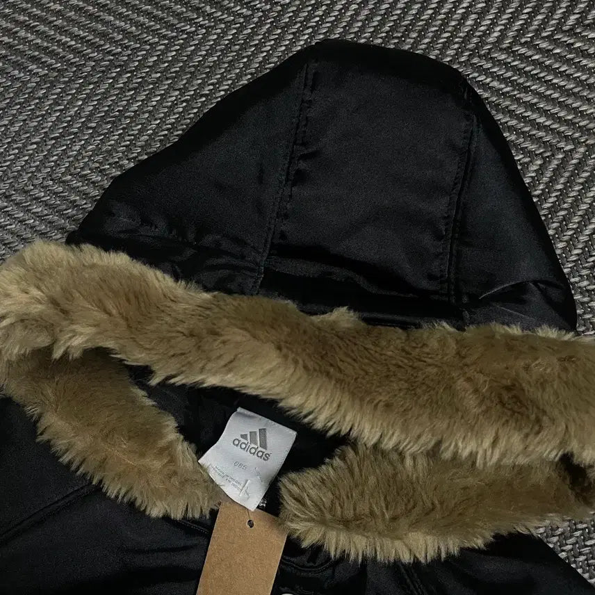 [BUNJANG] Adidas Y2k Cropped Fur Padded Hooded Jumper / 아디다스 y2k 크롭 퍼 패디드 후드 점퍼o 4826
